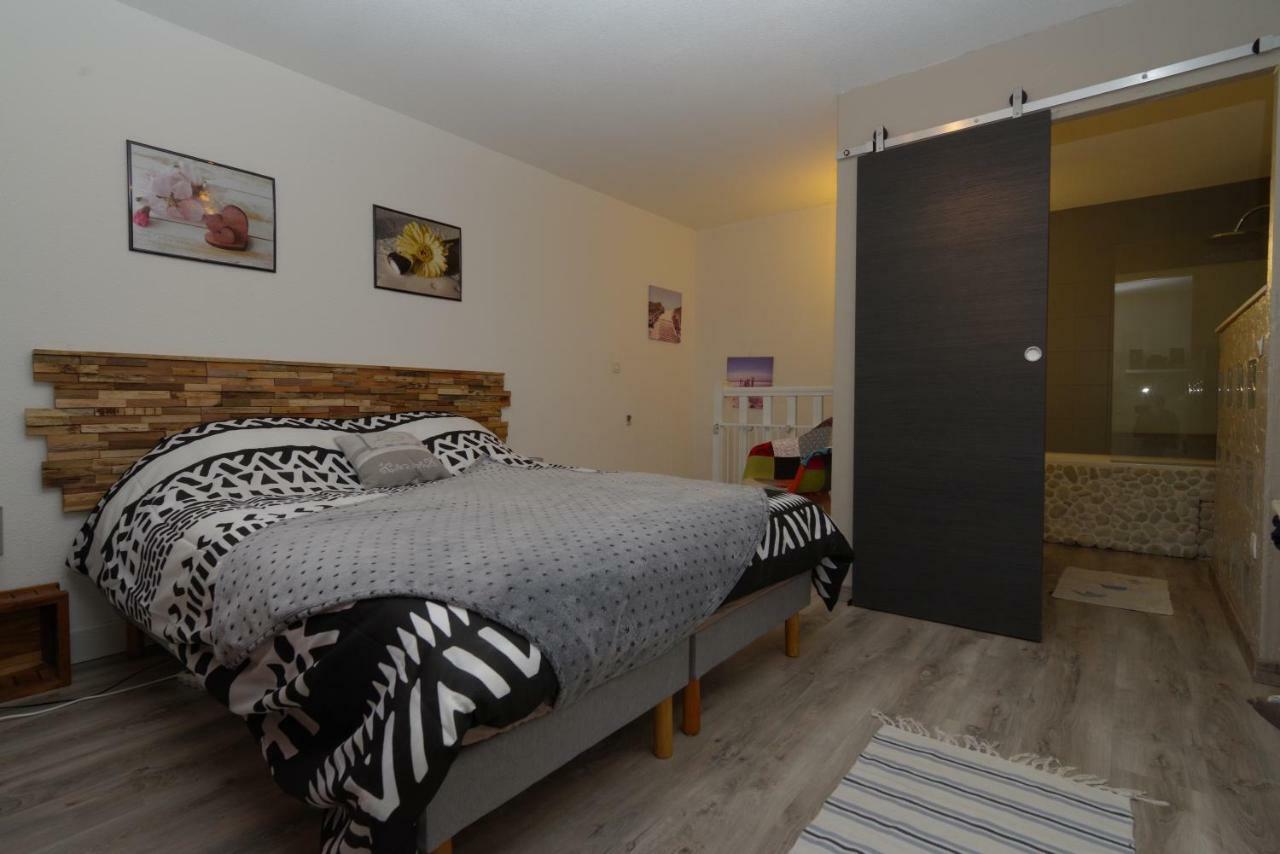 Appartement Le Phare Honfleur Exterior photo